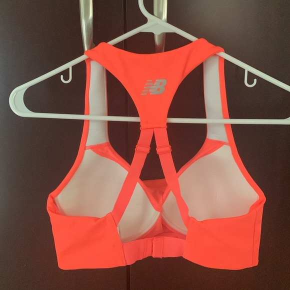 New Balance Sports Bra - Picture 2 of 5